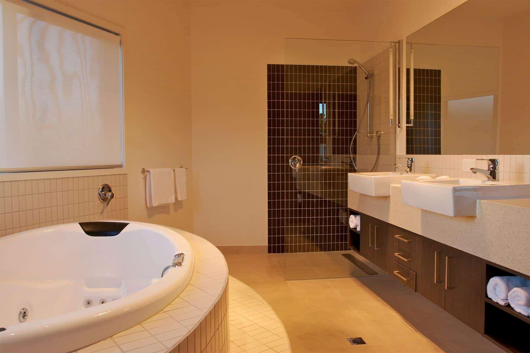 Resort Club Wyndham Seven Mile Beach, Trademark Collection By Wyndham 4*