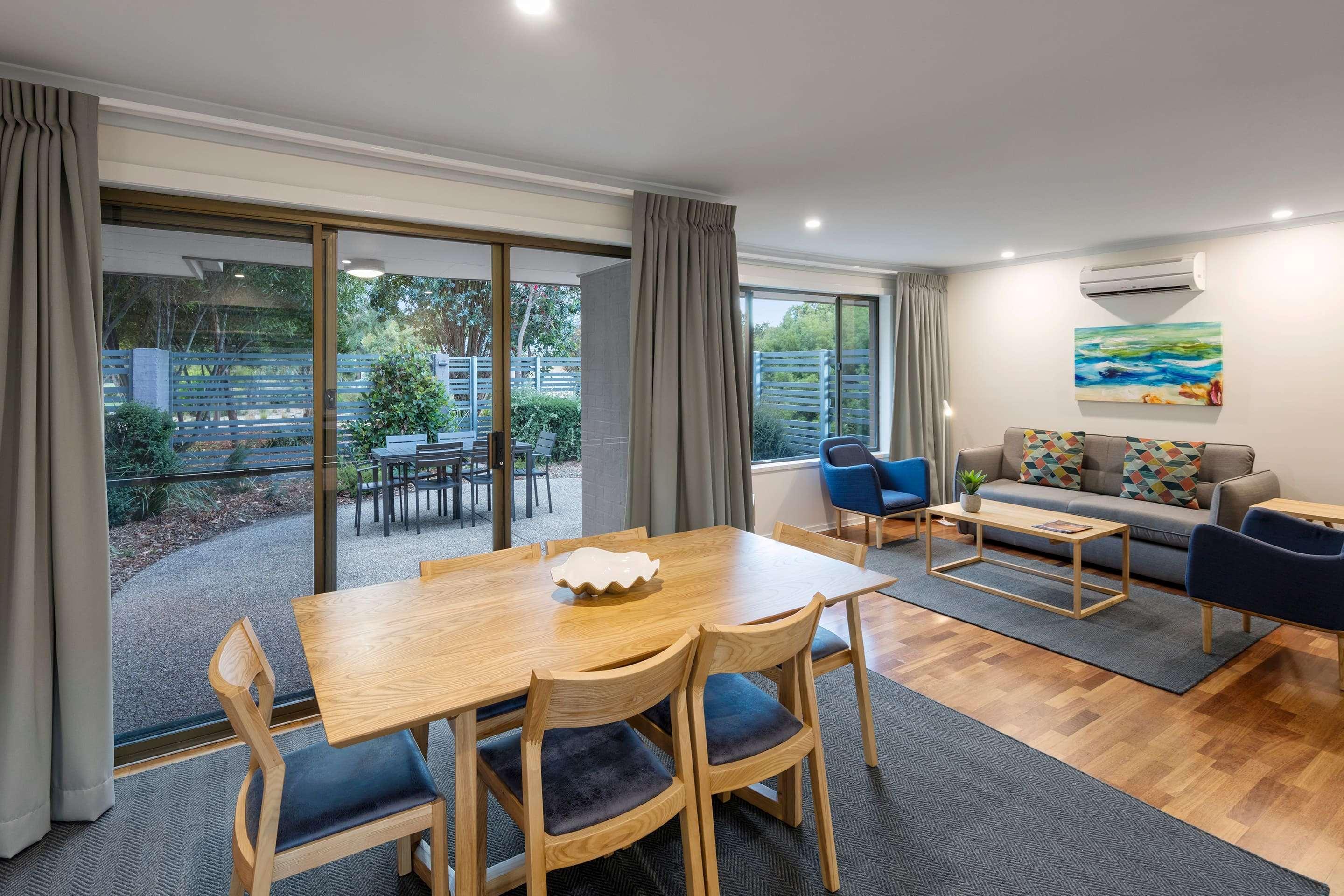 Club Wyndham Seven Mile Beach, Trademark Collection By Wyndham Resort 4*