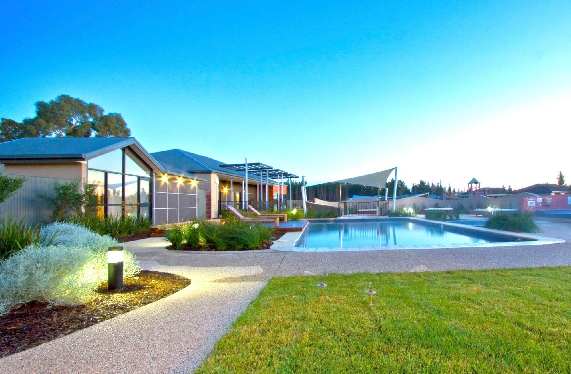 Club Wyndham Seven Mile Beach, Trademark Collection By Wyndham 4* Cambridge